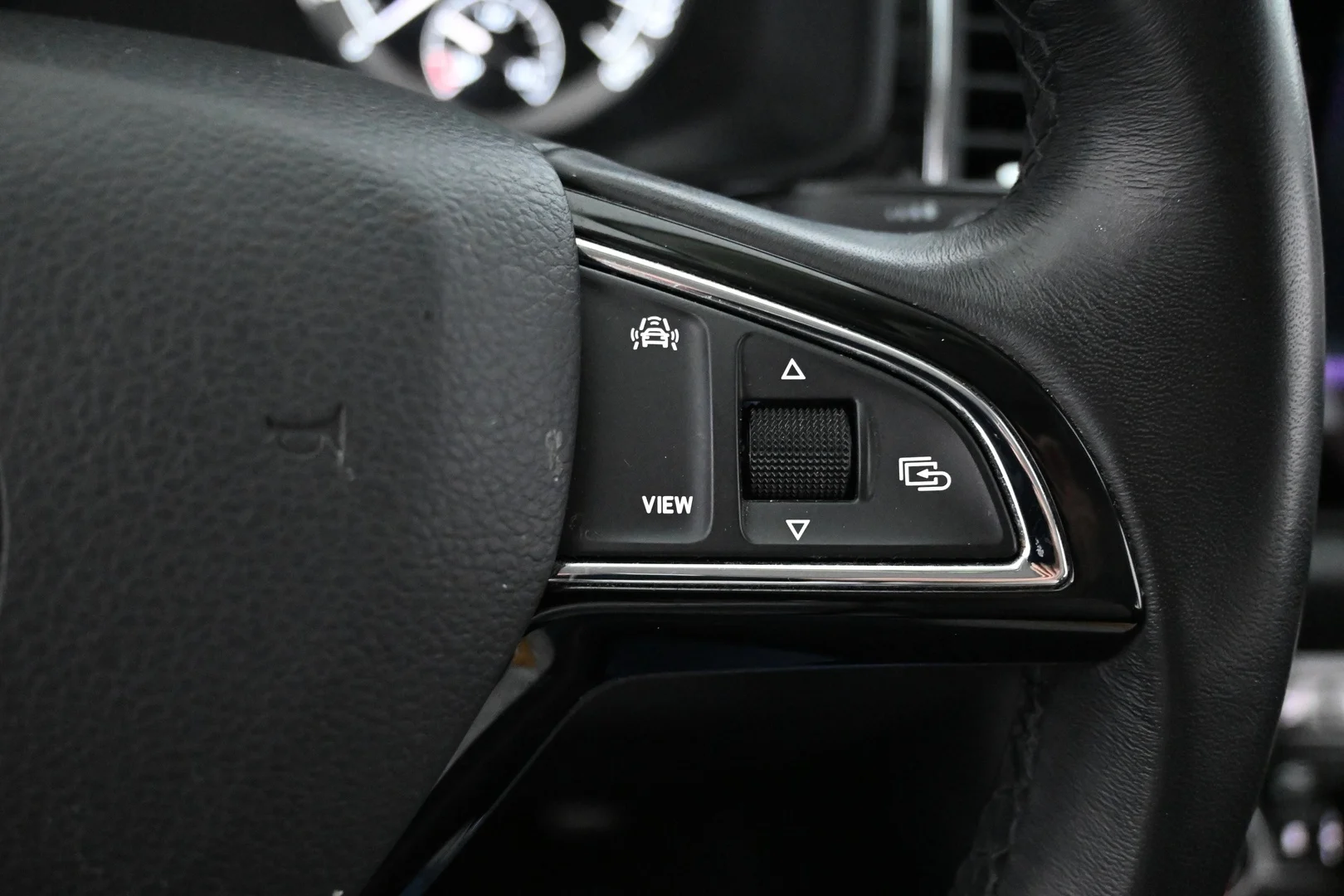 Car Image - 3i2s2QCi35NksRwDAFWeVC