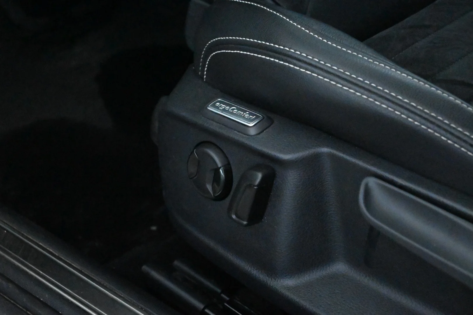 Car Image - 2jrc7XIlo9orceZEa7yOxJ
