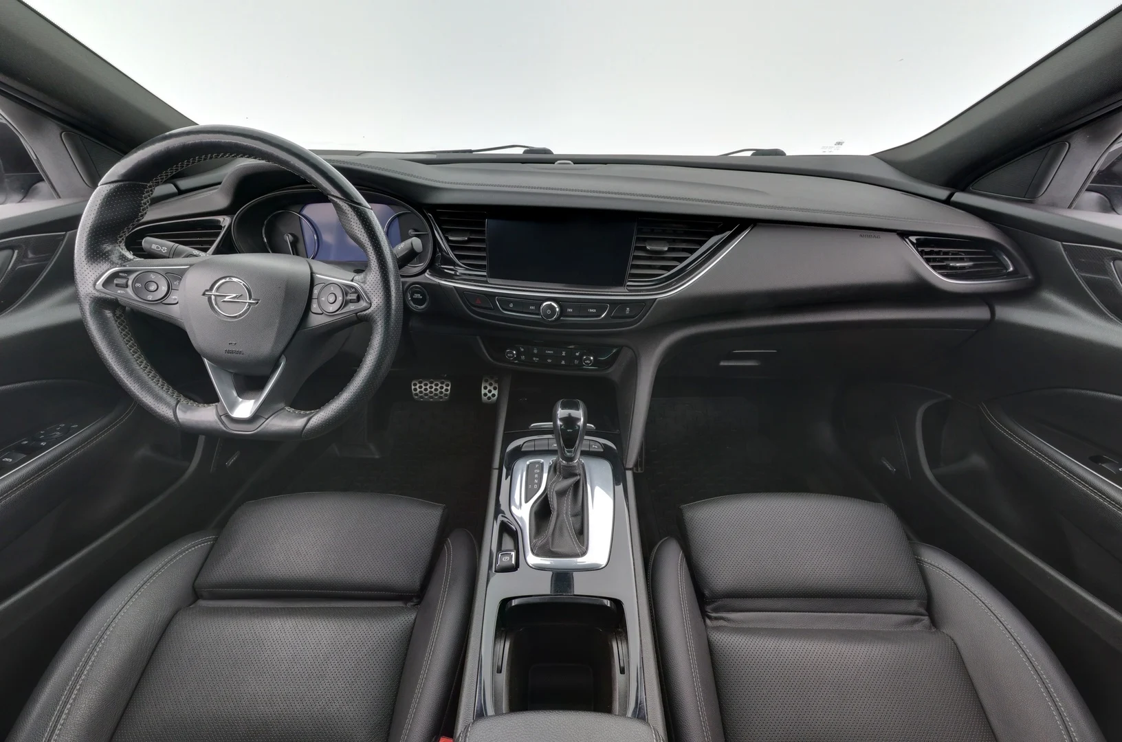 Car Image - 6dk0MuAzFNFlMV9CZBypjh