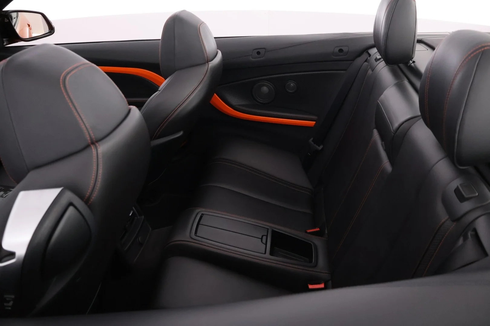 Car Image - 5iIZqgsZ1fFSkLVGbjc4E7