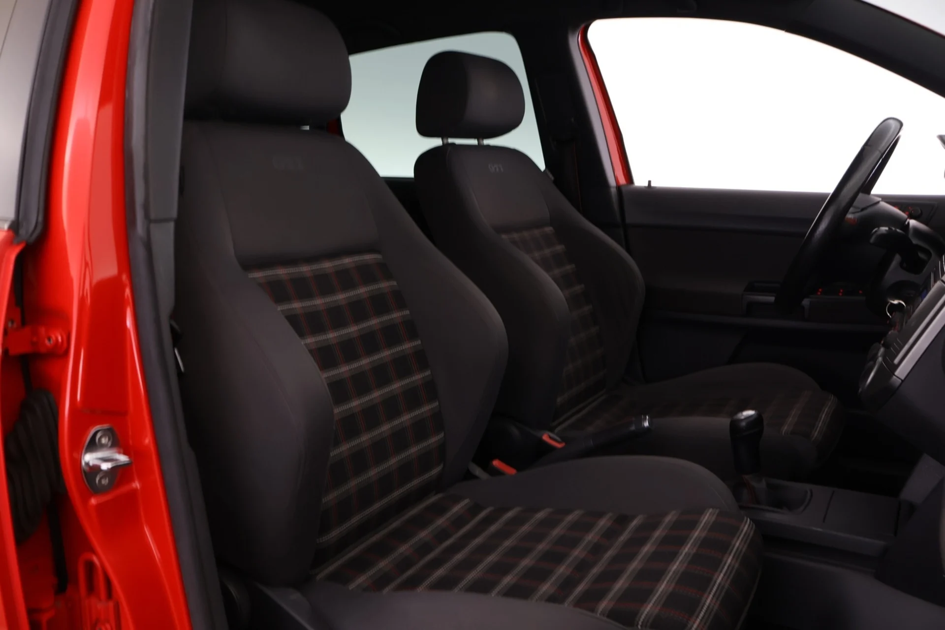 Car Image - 5btwxmljEbyCl0VYGv07WG