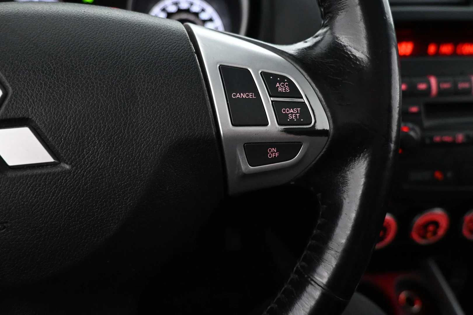 Car Image - 2oODpwsJMLSDxF2LWMbFQp