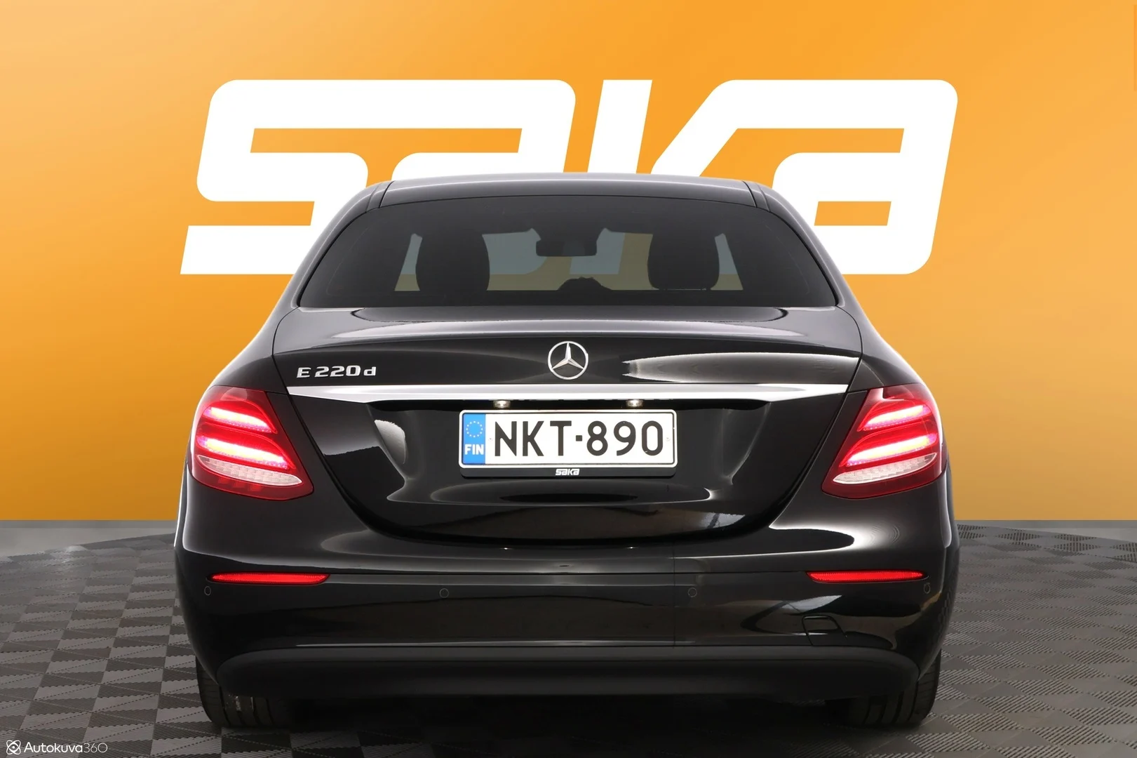 Car Image - 3551e4O2eszF6WXxNbH6Um