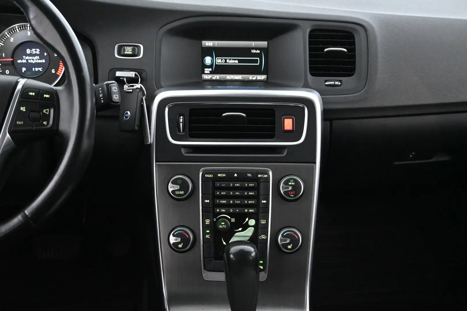 Car Image - 2GJVSQWdj8zyS17h87Y1gX
