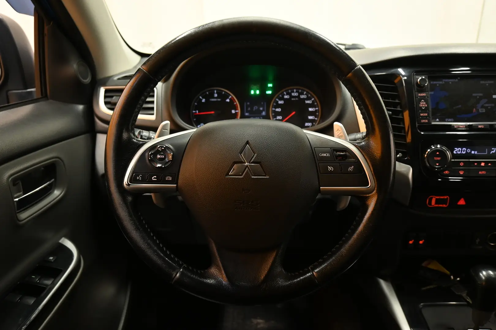 Car Image - 3ynlMkcD7IYbDmWaYdHtzC