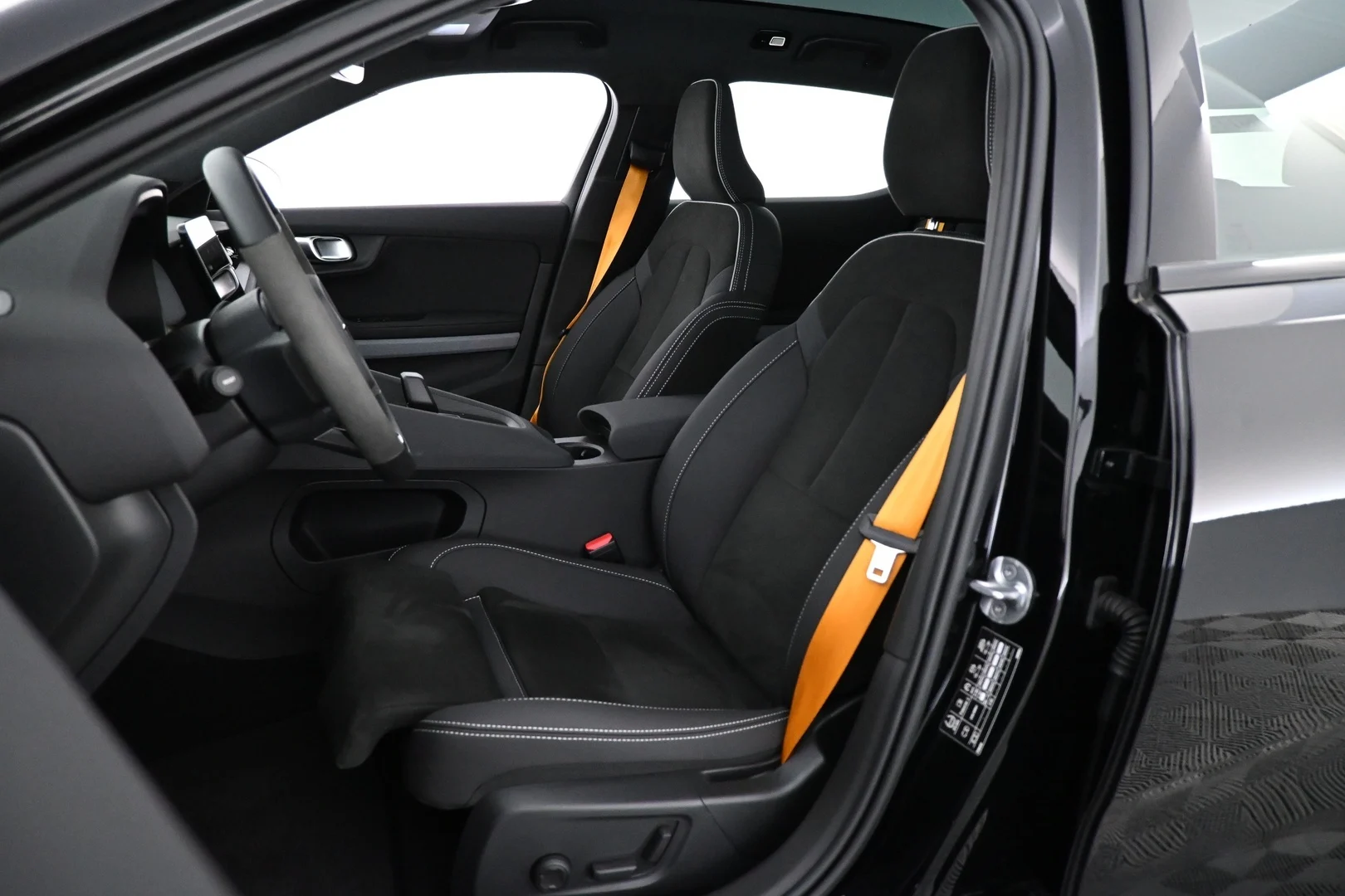 Car Image - 4A3KKwSBMzE7ll3CE6L77r