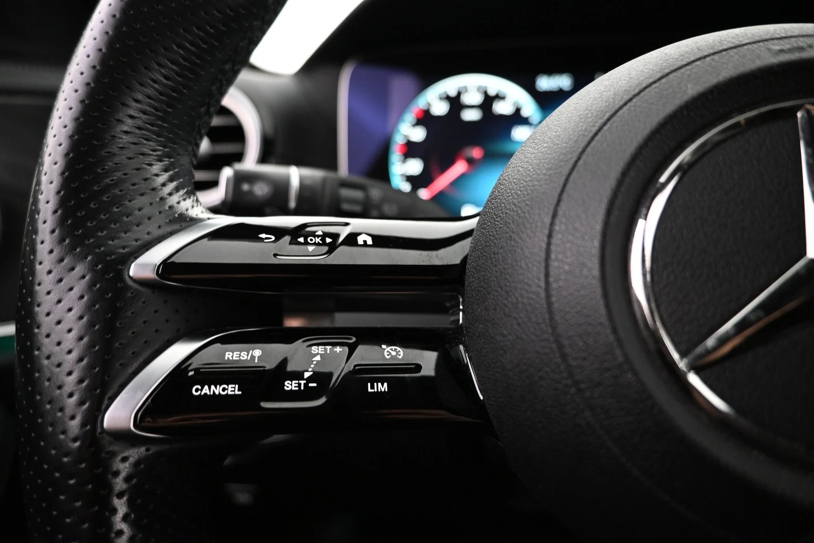 Car Image - 5HZmJM2ZyXra4iHfrN77Yh