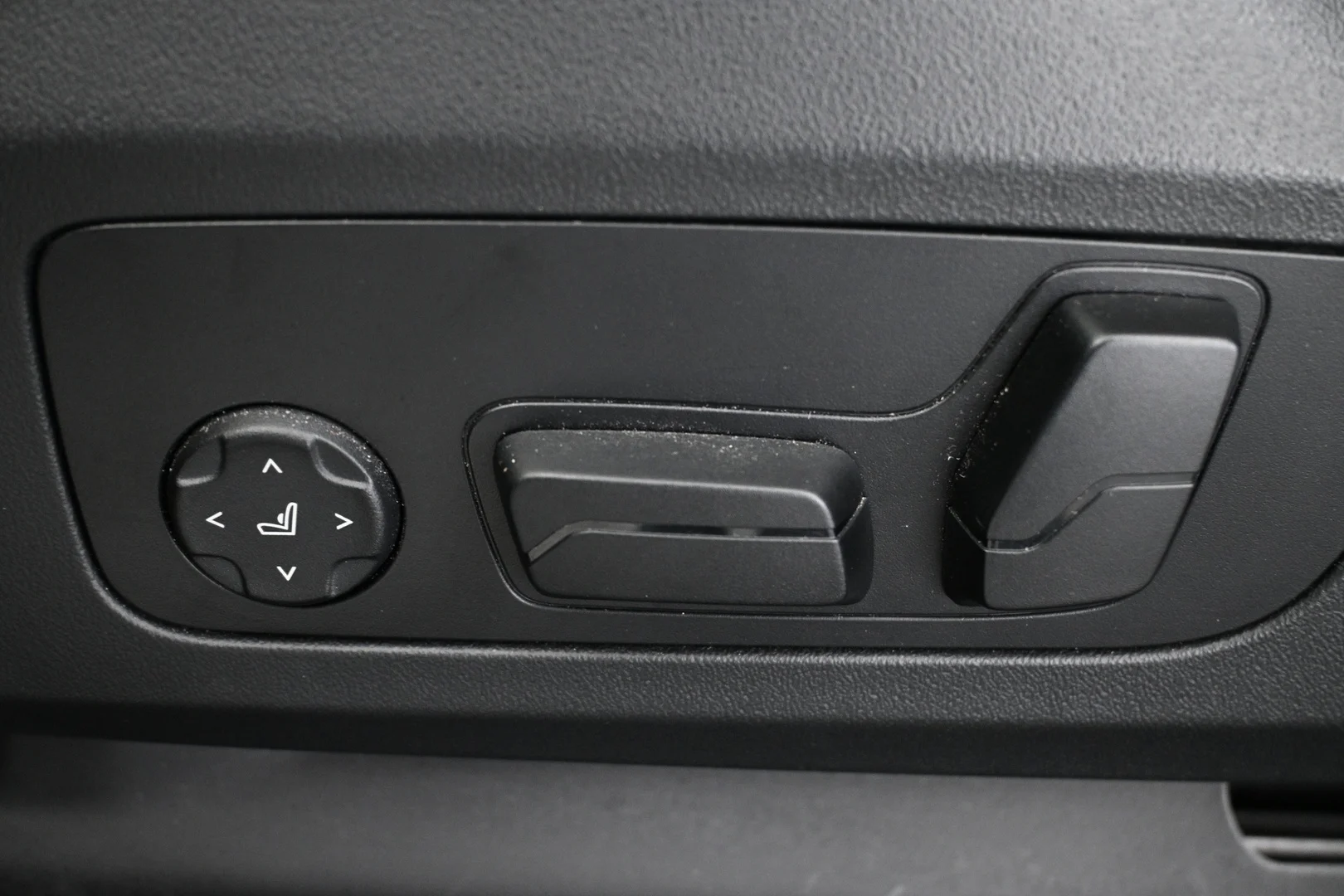 Car Image - 4rKJq7QDxlNCR5hsXXjgGe