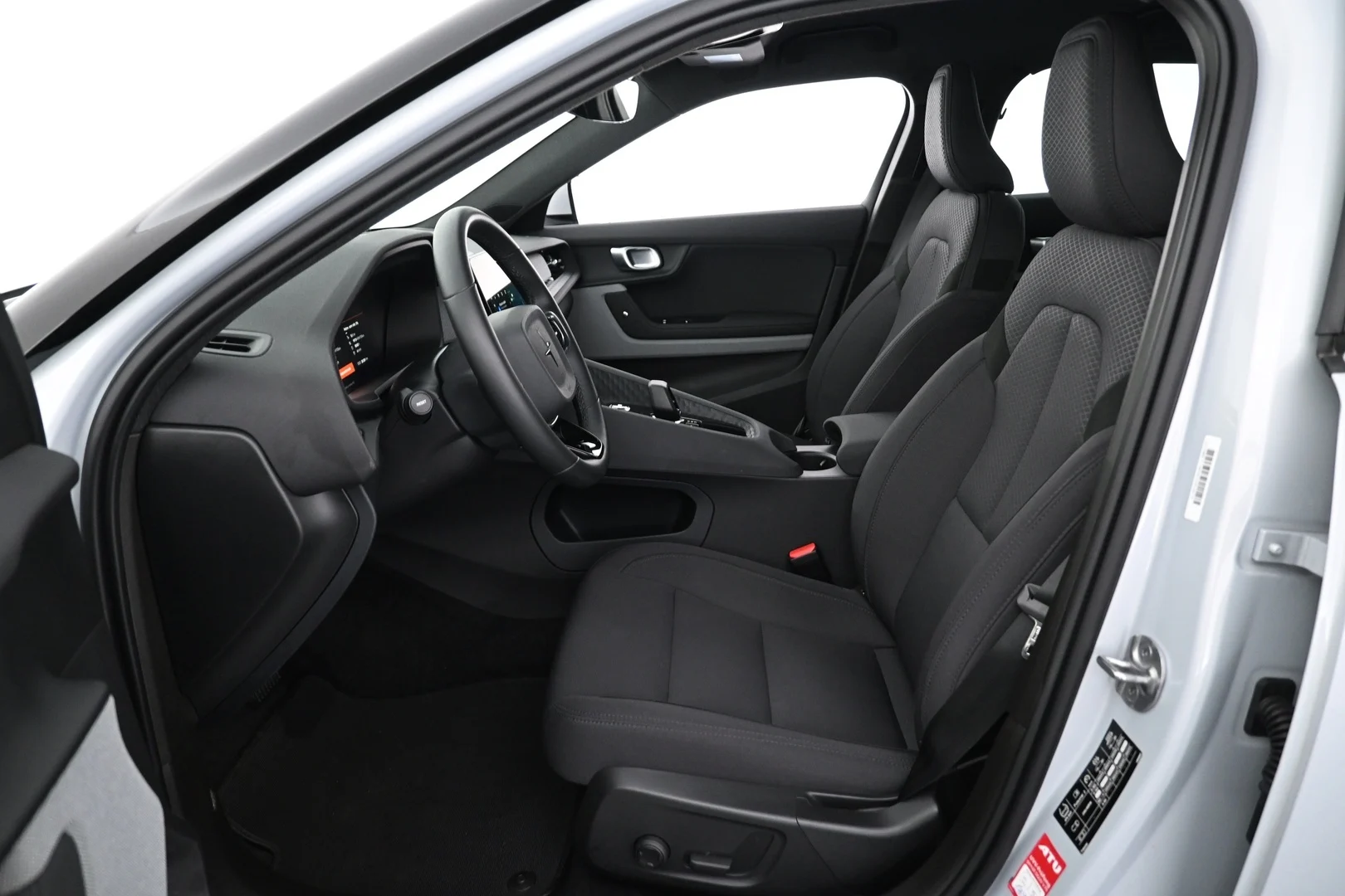 Car Image - 46AwKA8t9KGVoXz2Pg3vbY
