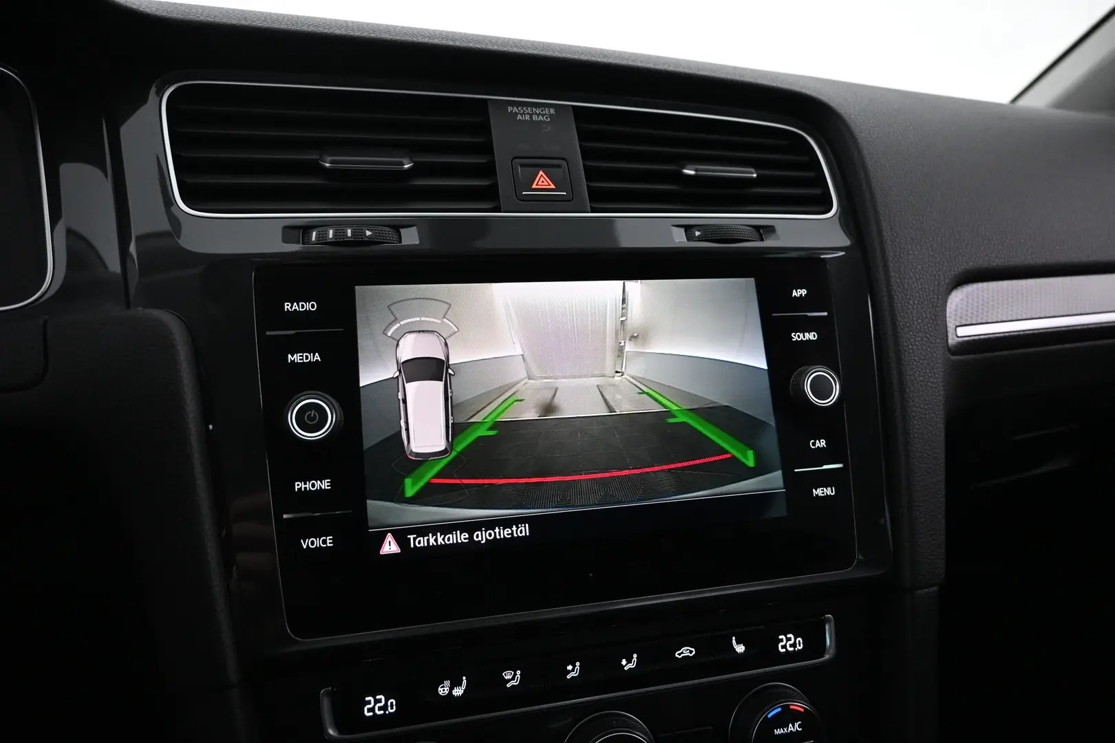 Car Image - 3xc09QO6xg85KbtzEDsQrM