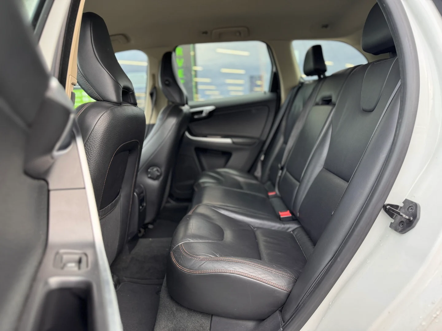 Car Image - 1sR9VsU9wuwmbHFu972J8z