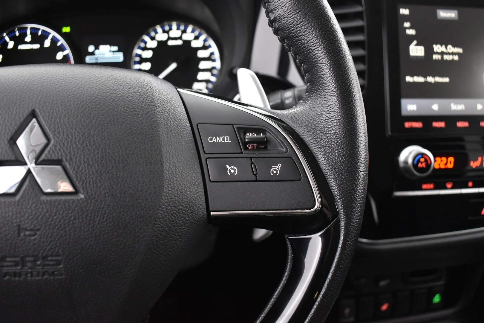 Car Image - Ini5y3pdeMwTstJmik0o6