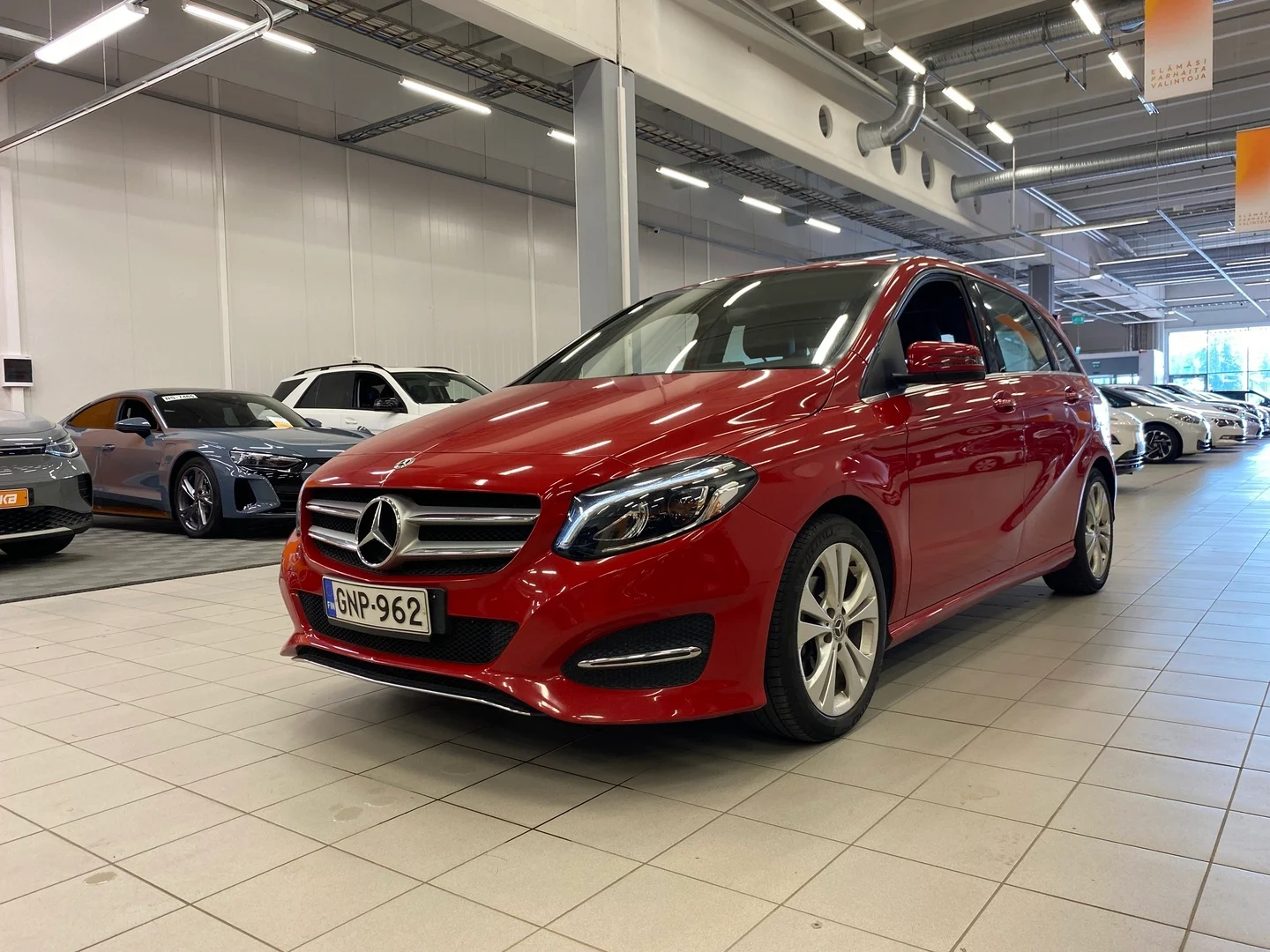 Car Image - 6qQjhx7ok5xVAnmonClfoC