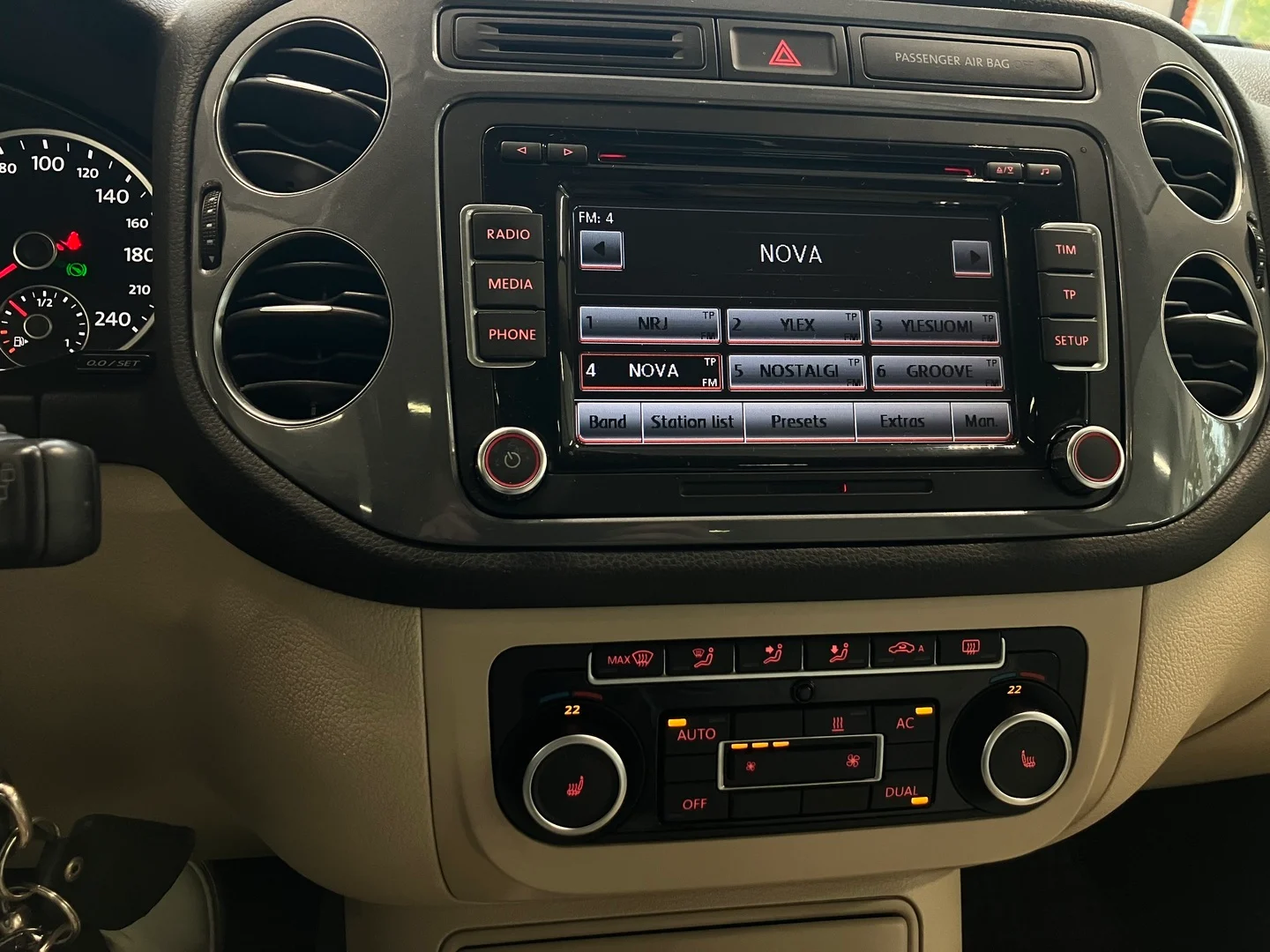 Car Image - 5OITrLBQZYorl8Y7f62m2a
