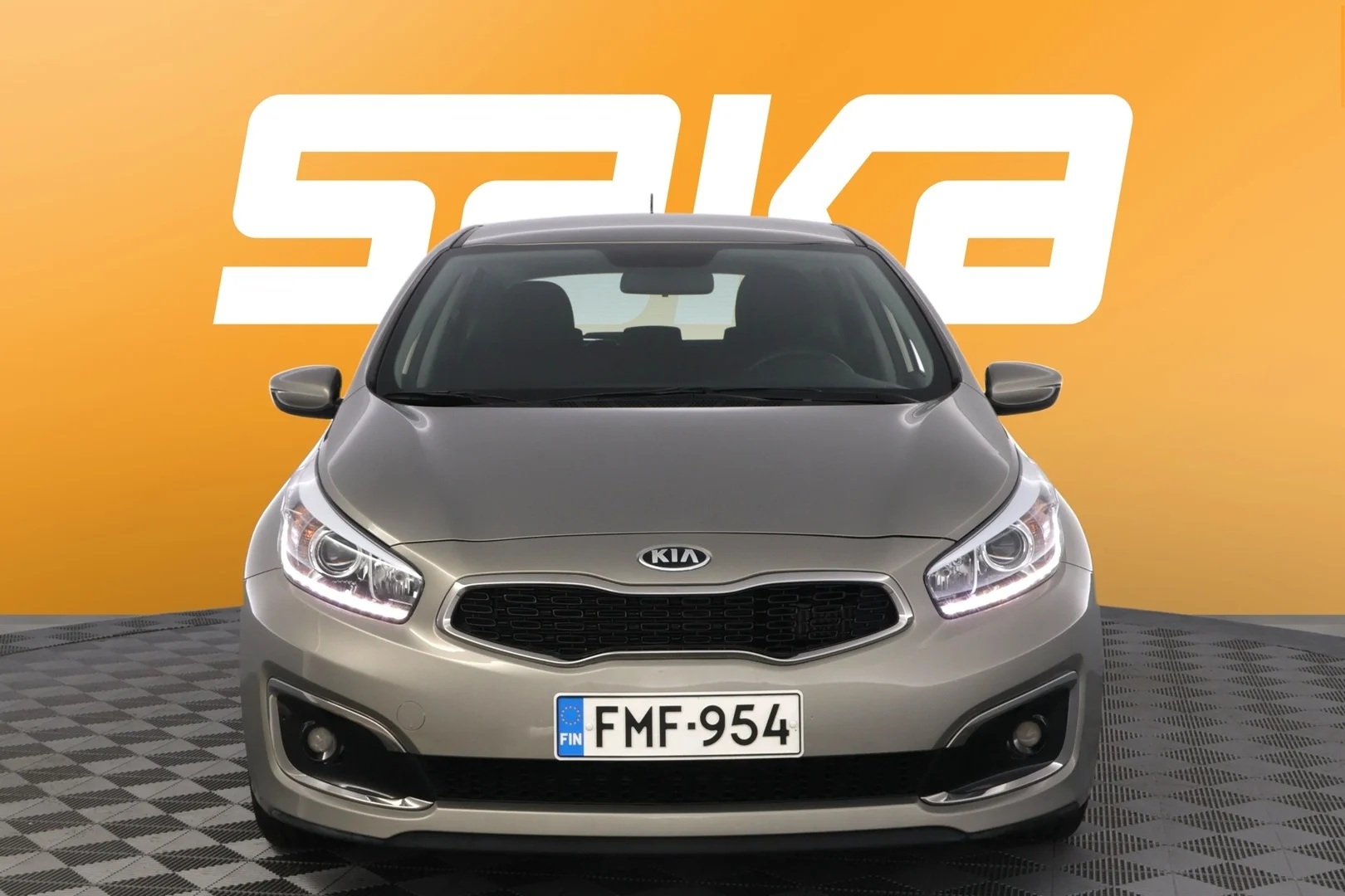 Car Image - 1sDfWO1RMkjV1MGFEvbwtx