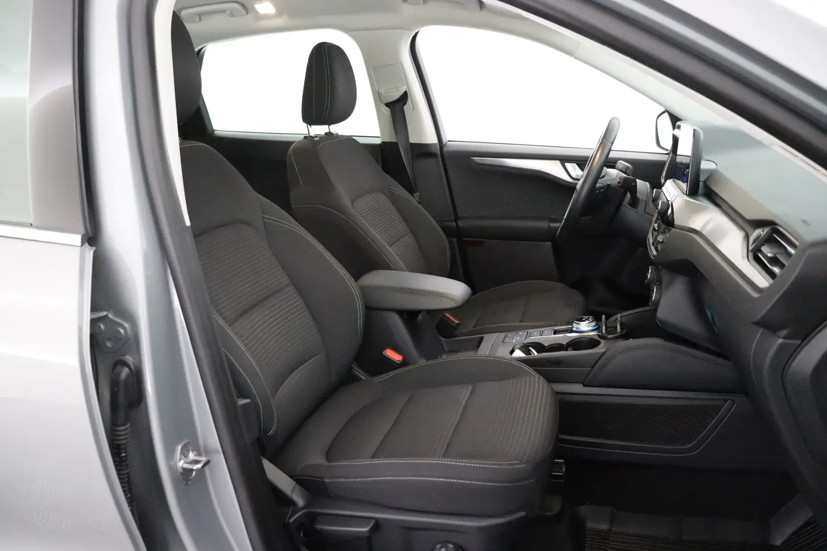 Car Image - 3UZW9x0oXJVZ0WDU7rsWmv