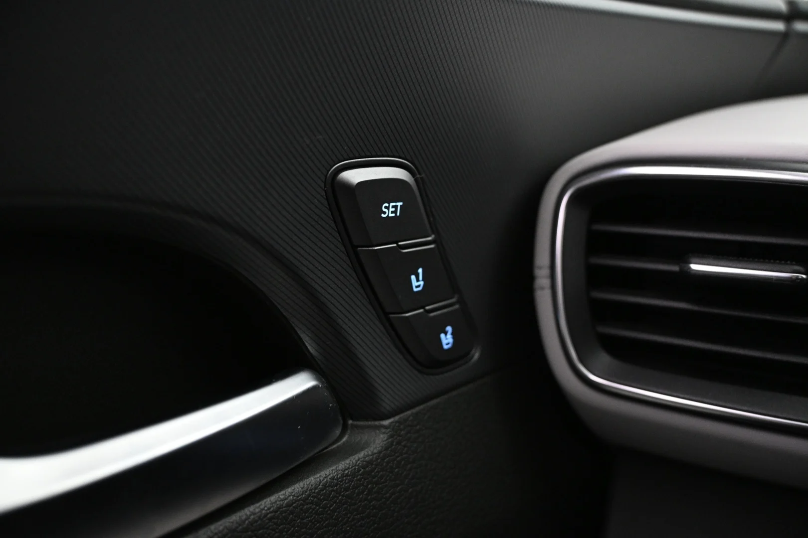 Car Image - 5S2UwVIqydtRGNCfJDX0dO