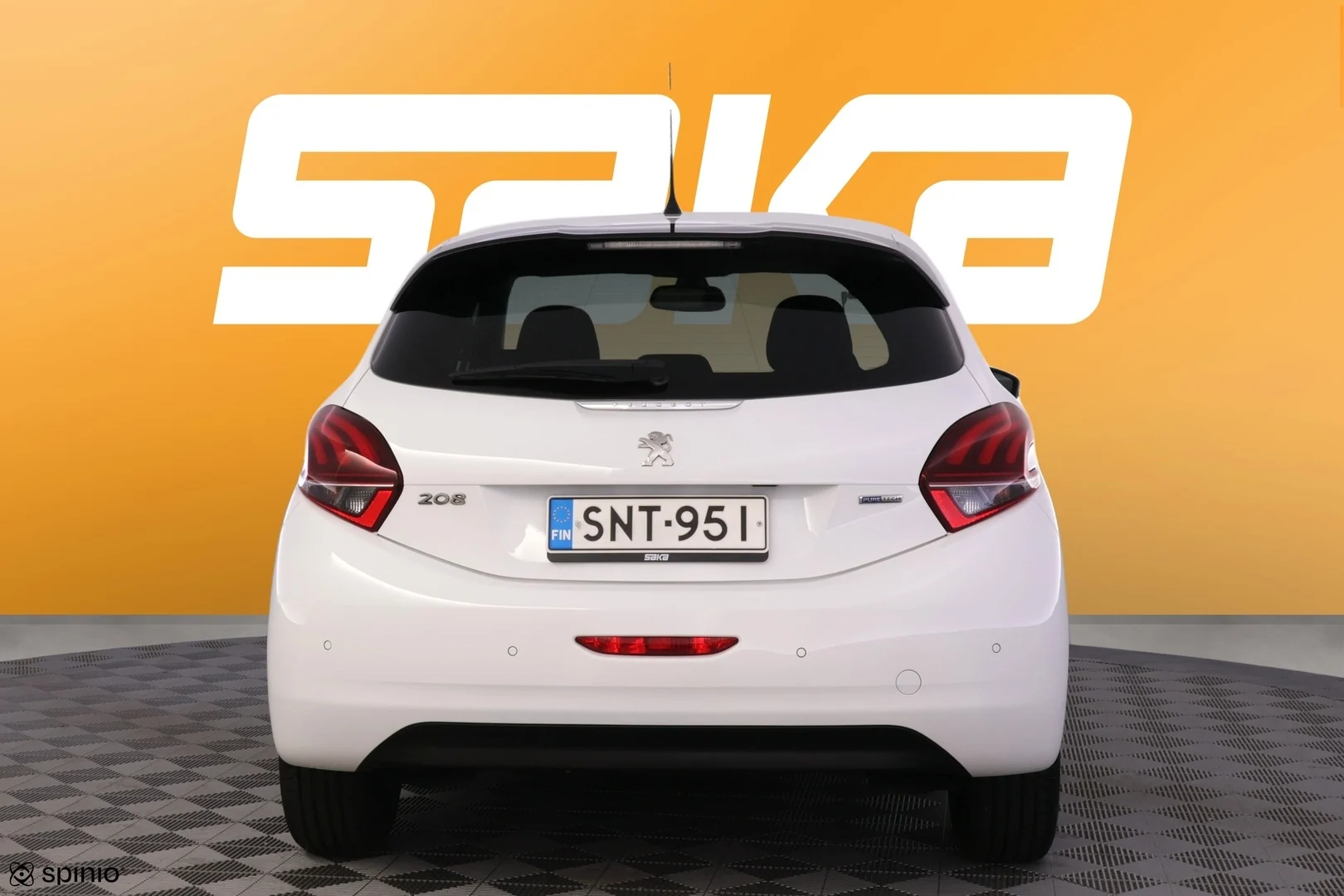 Car Image - 7vLum4Ulyk8dpRwh7dsXkc