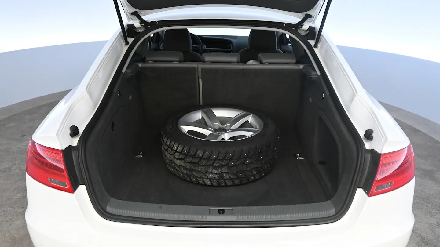 Car Image - 5lzzeUw3DTQ9S5IaNw23ep