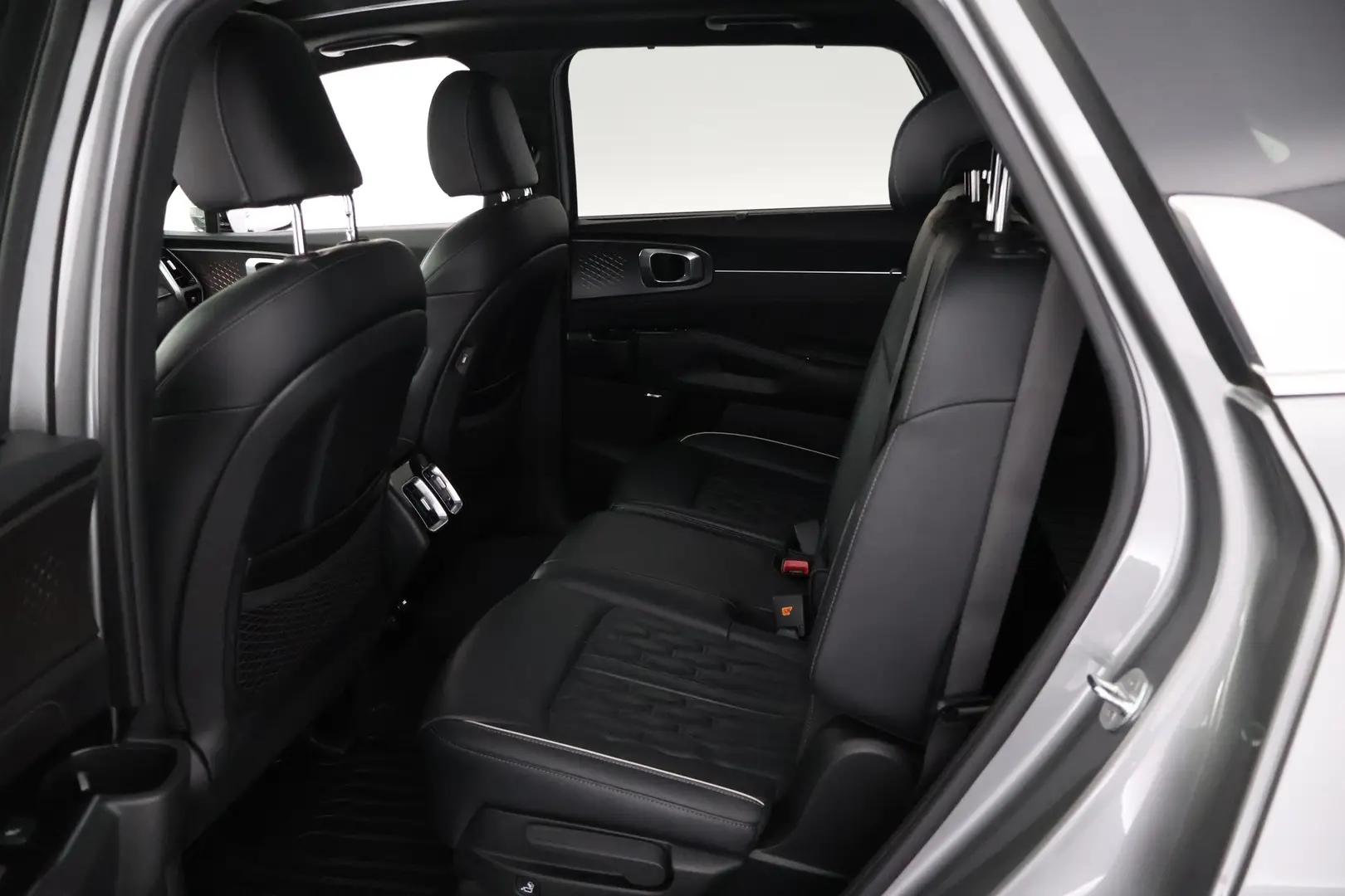 Car Image - 1Oh8HDA9EIpJNoNBcOuSWT