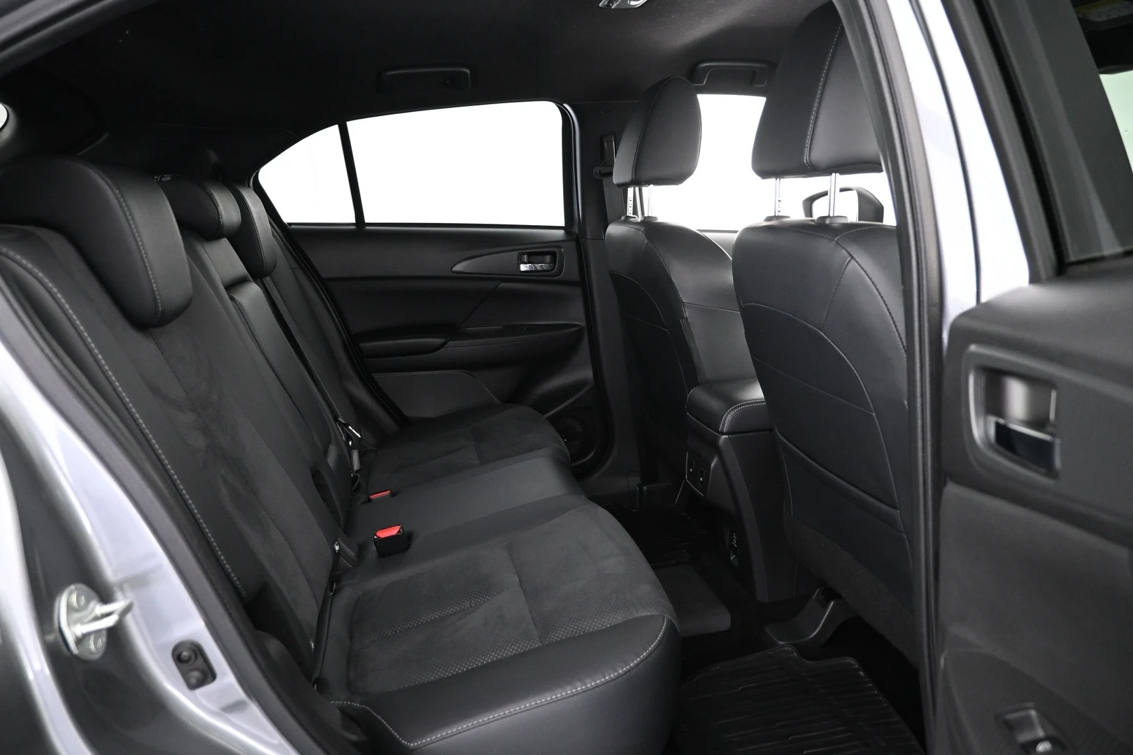 Car Image - kCvch88ydl8gSBHfjExyr