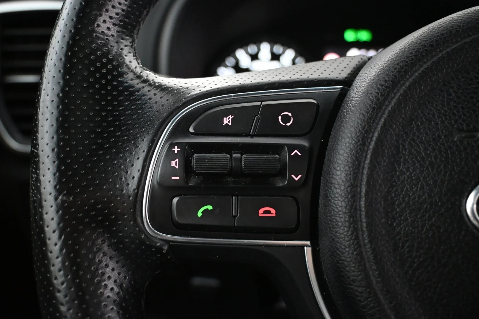 Car Image - 3vBTmuKpxUQHJ9bnB9cObG