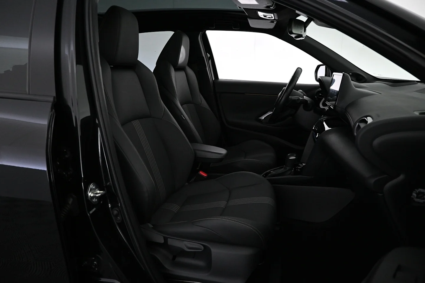 Car Image - 14DBduBVlzPTYMZouDvpUn