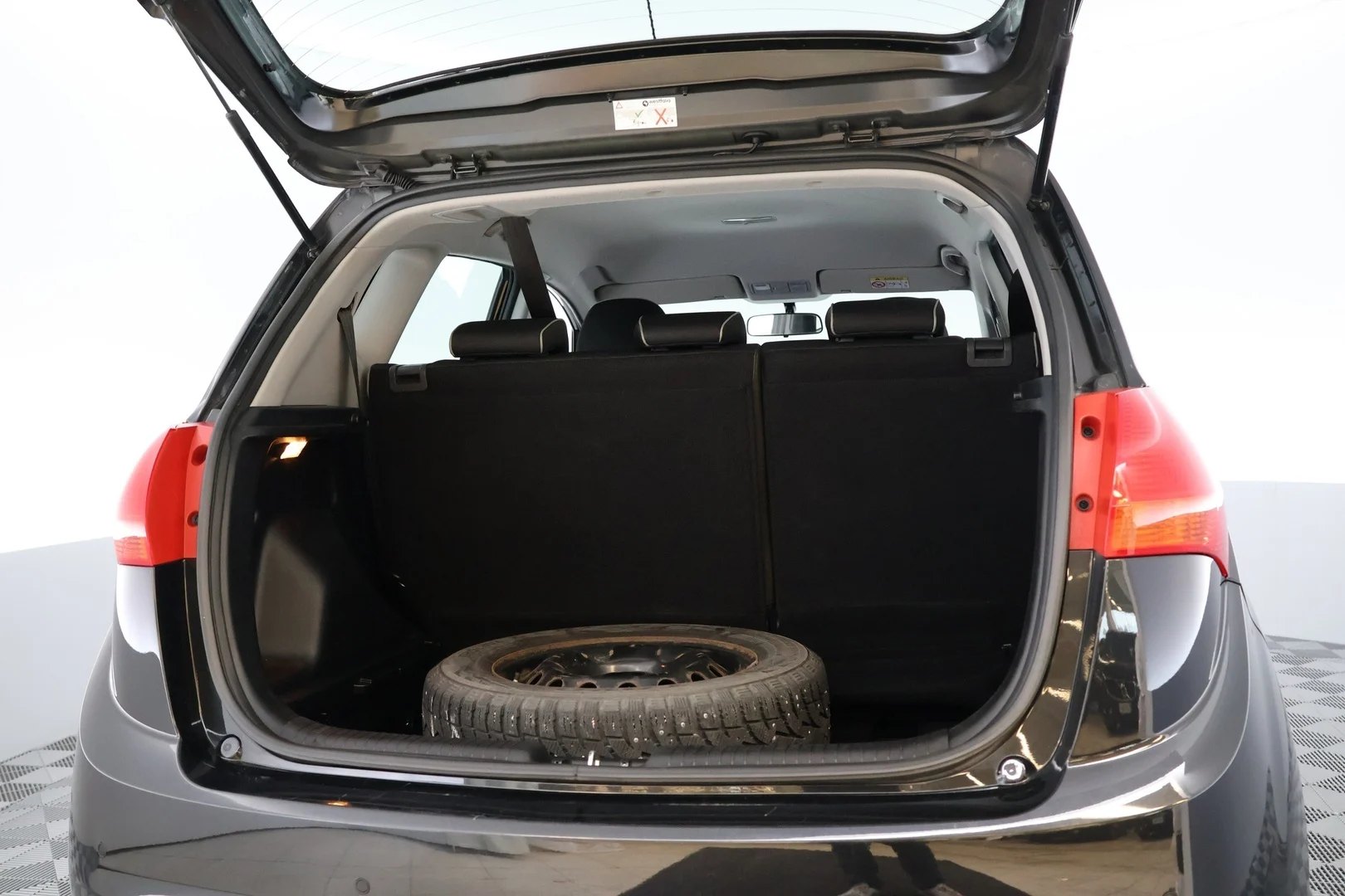 Car Image - 5vy04s09aajOJlwdEDZtRf