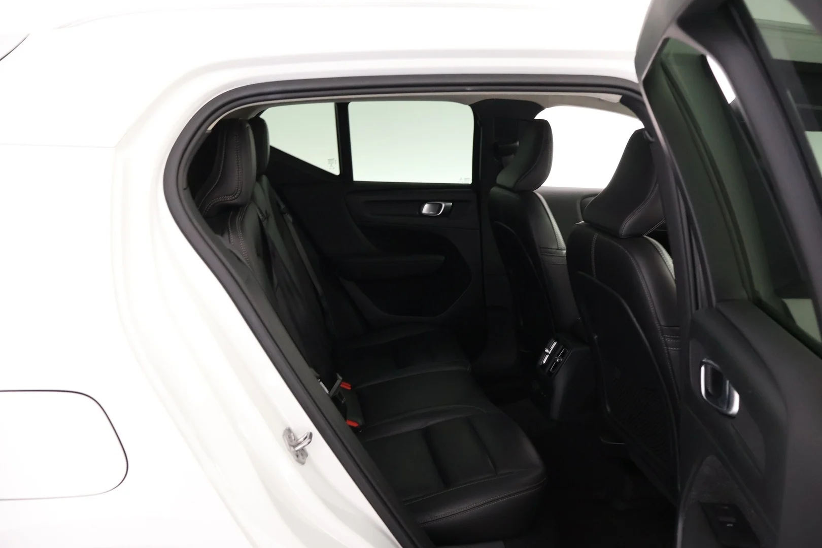 Car Image - 1BmrkrT6qdAcCvmw7nrUXB