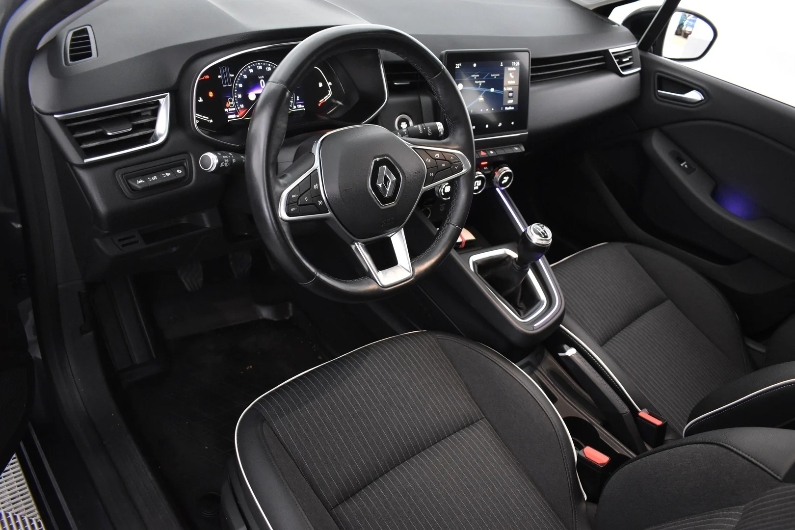 Car Image - 1JdpKv0SI4LkAgDE29RBCb