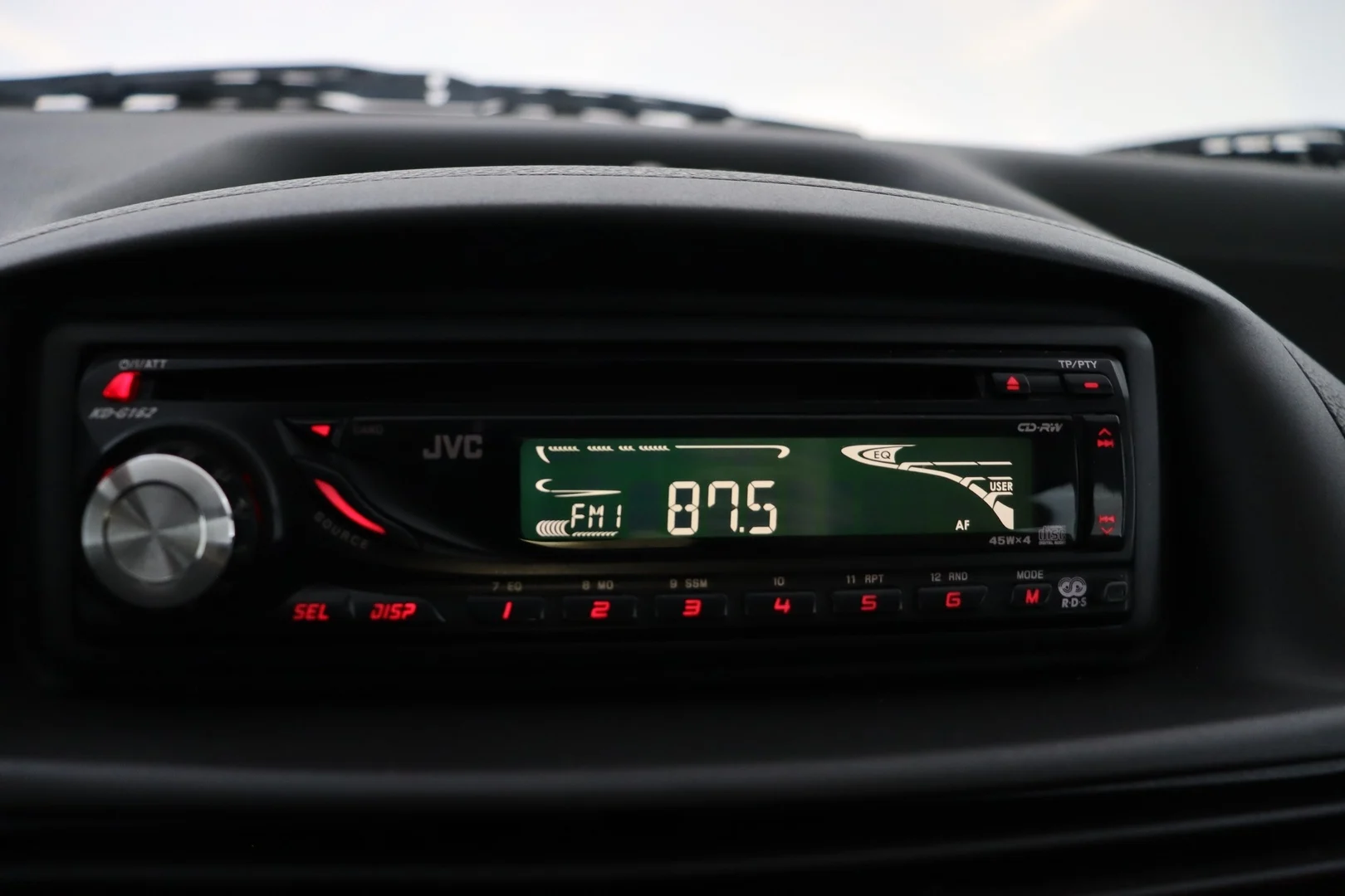 Car Image - 2XH6eKNKSVOaWkEZ5KpLzX