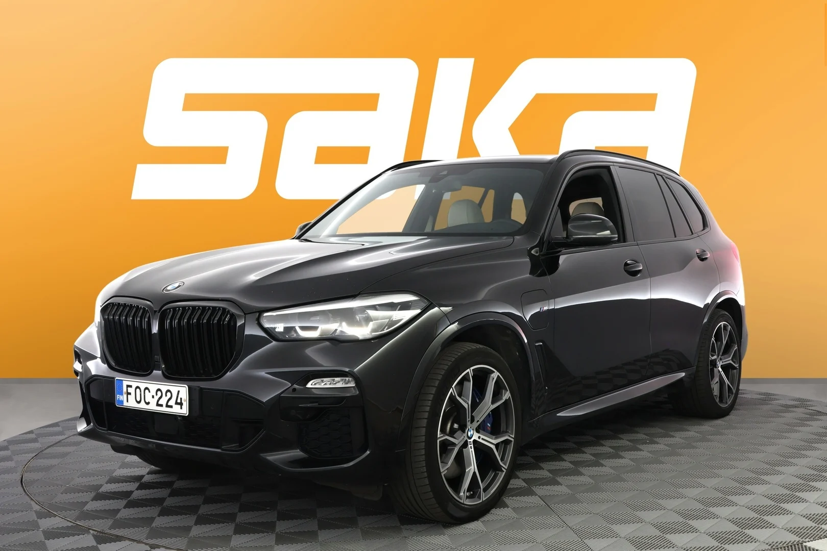 Car Image - 71UhdXTve9FuWKnvayGiFE