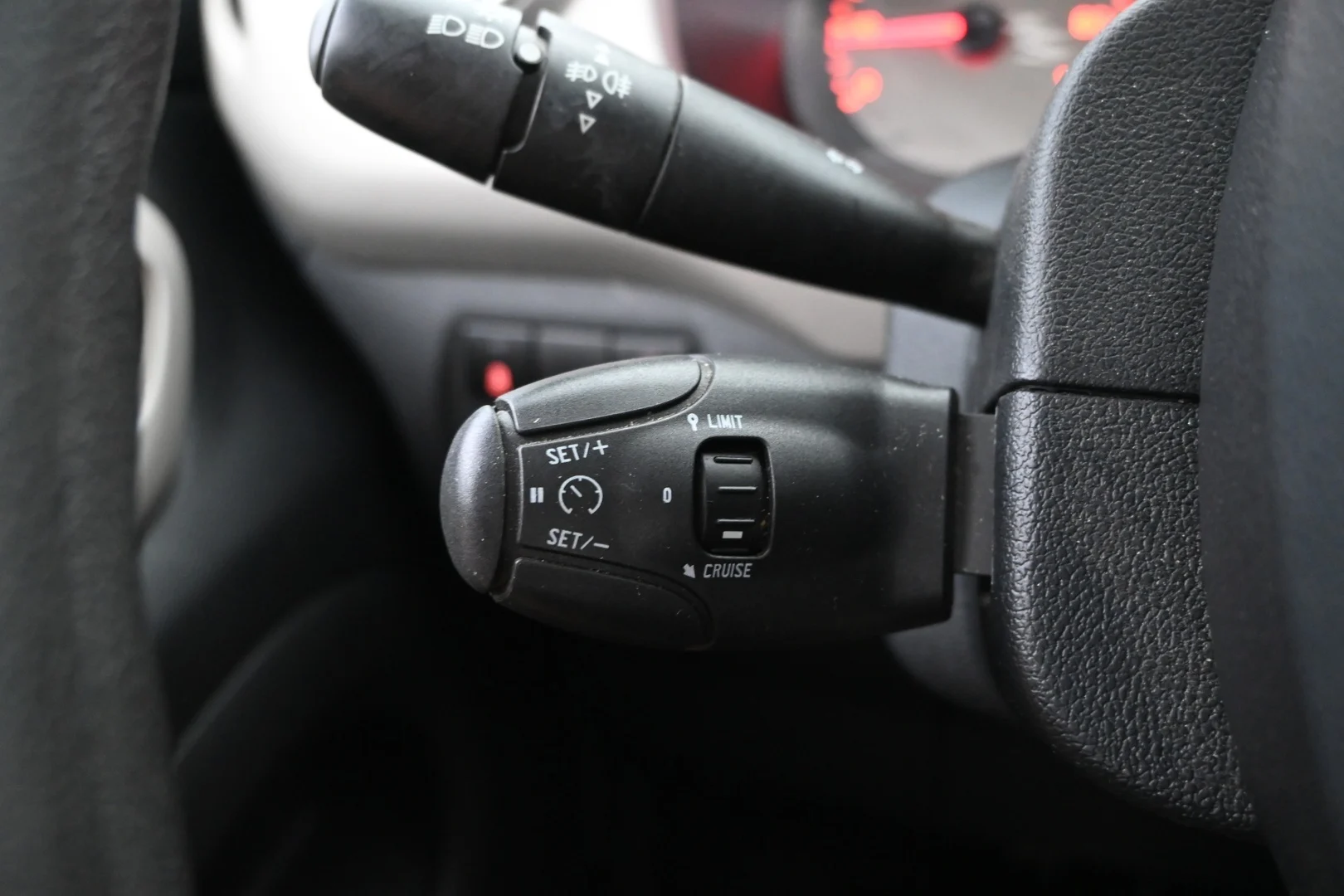 Car Image - 6cwppiF64RHFOBicTgQhcQ