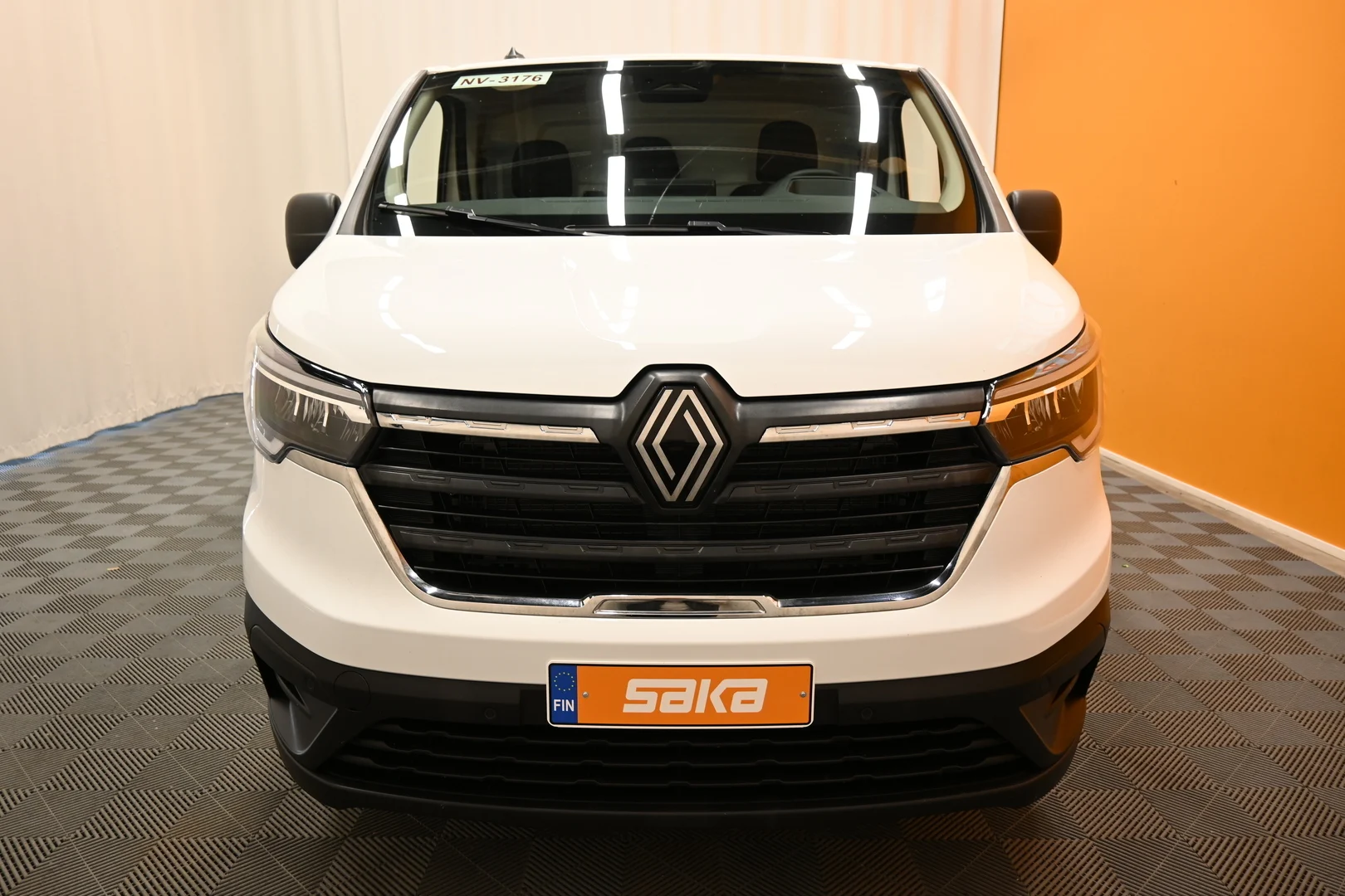 Car Image - l5oU9RhnTTcONWebnu87U
