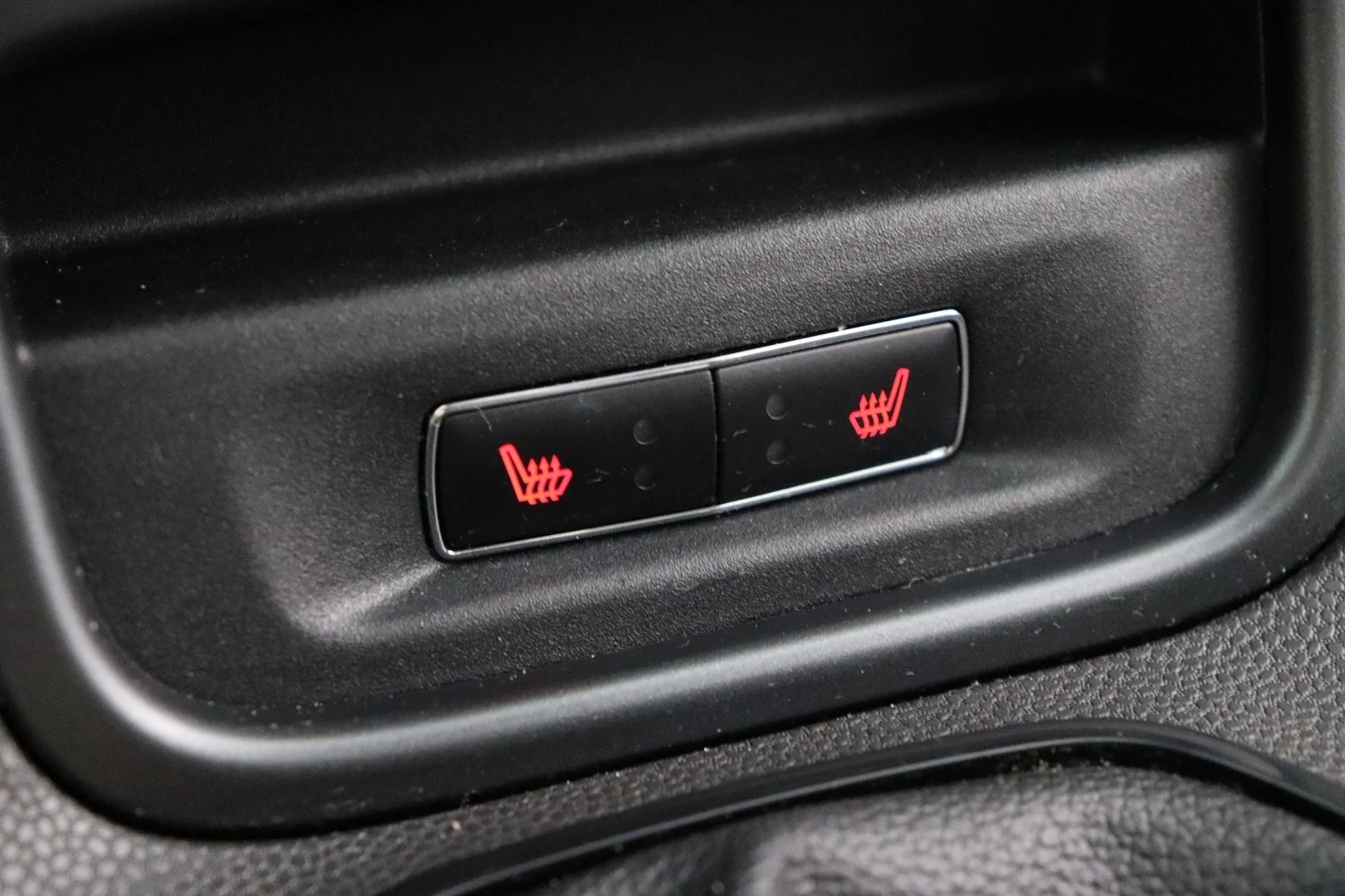 Car Image - 3Avf6ItuN3cbfmtFRVHcLL