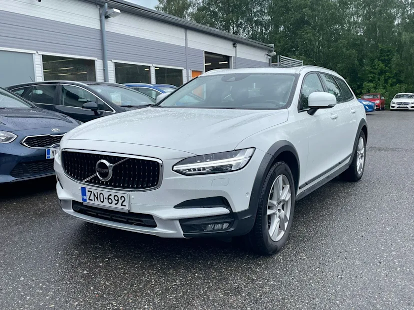 Volvo V90 Cross Country