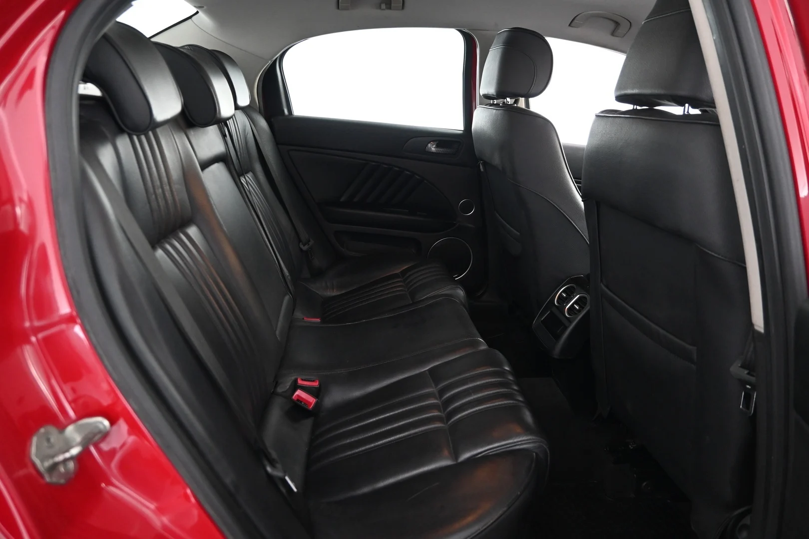 Car Image - 7uPQaJP6K5BOWrwJXrbLXu