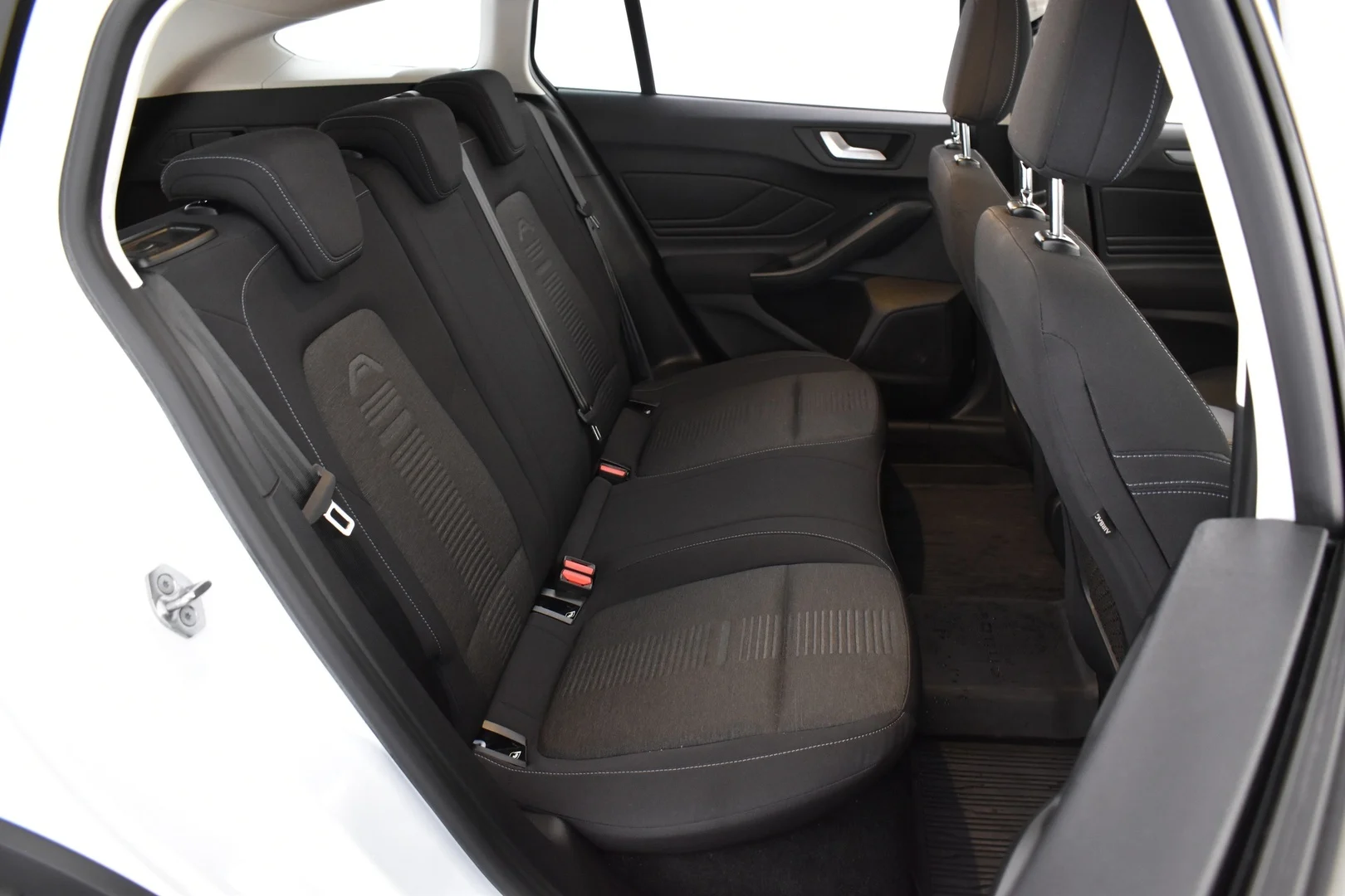 Car Image - 1ucIuo0JqKHjDbb1yPEukb