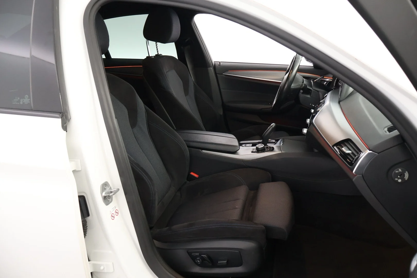 Car Image - 7JGBCxmXaZBpmmffjGLOez