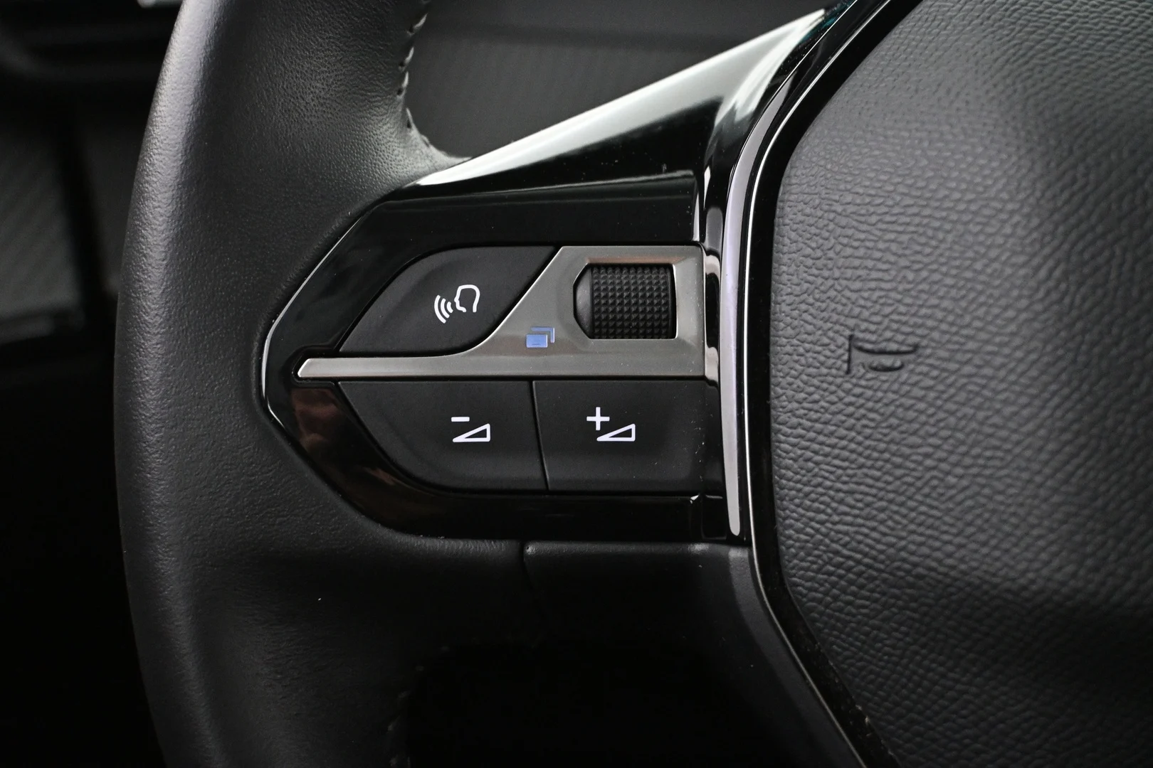 Car Image - 7vXXdrGgPrznFi3bzS4vH1