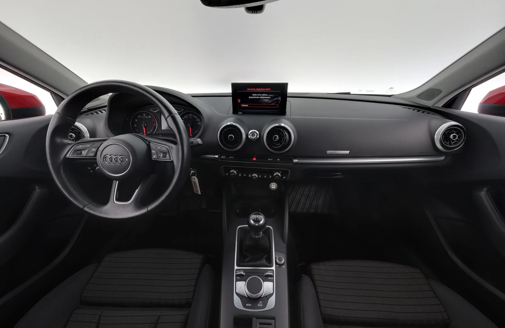 Car Image - 78SYhYMZEpzbM2hbWEO3Du