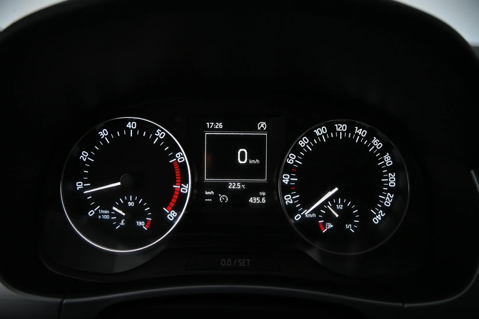 Car Image - 5fDd9lJw5Yigeqjz02guNP