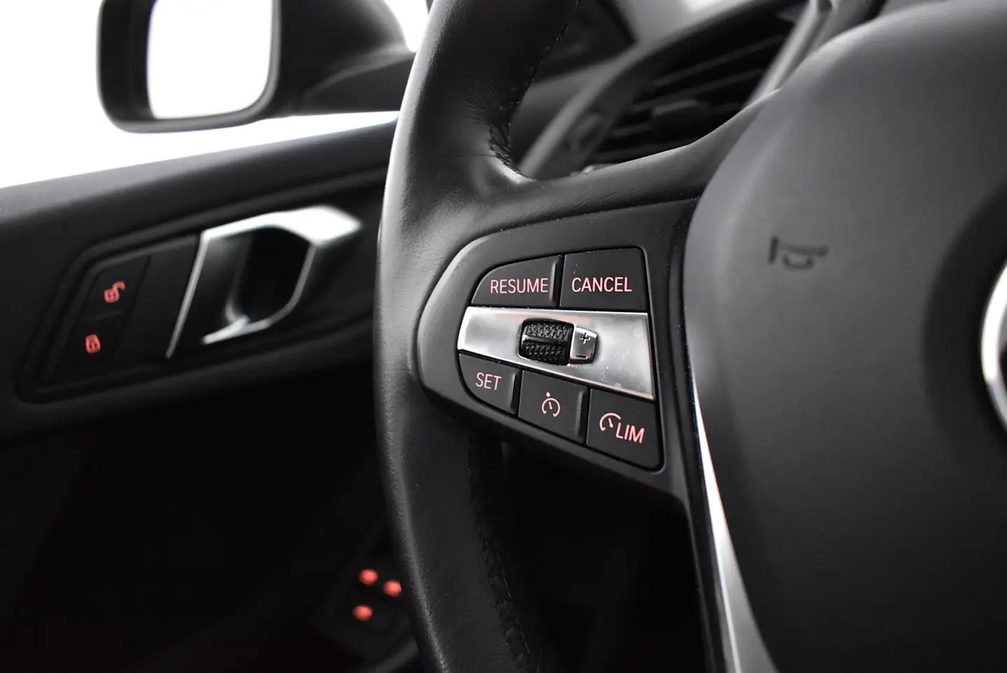 Car Image - 2fH8KxORdvyTB1YZ36yMU5