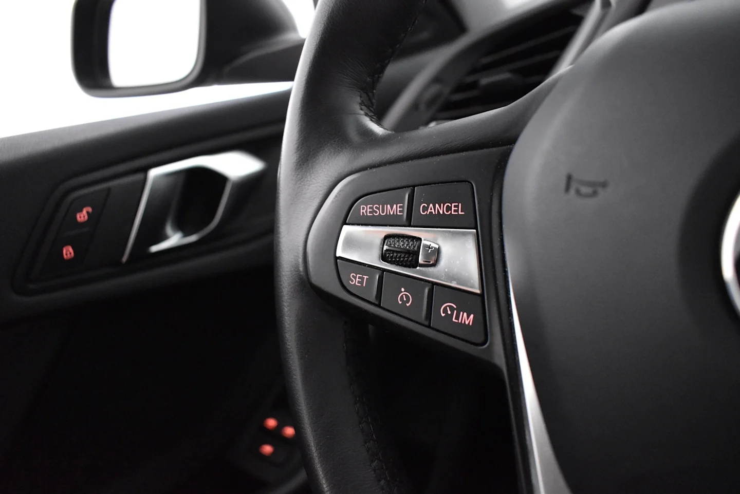 Car Image - 2fH8KxORdvyTB1YZ36yMU5