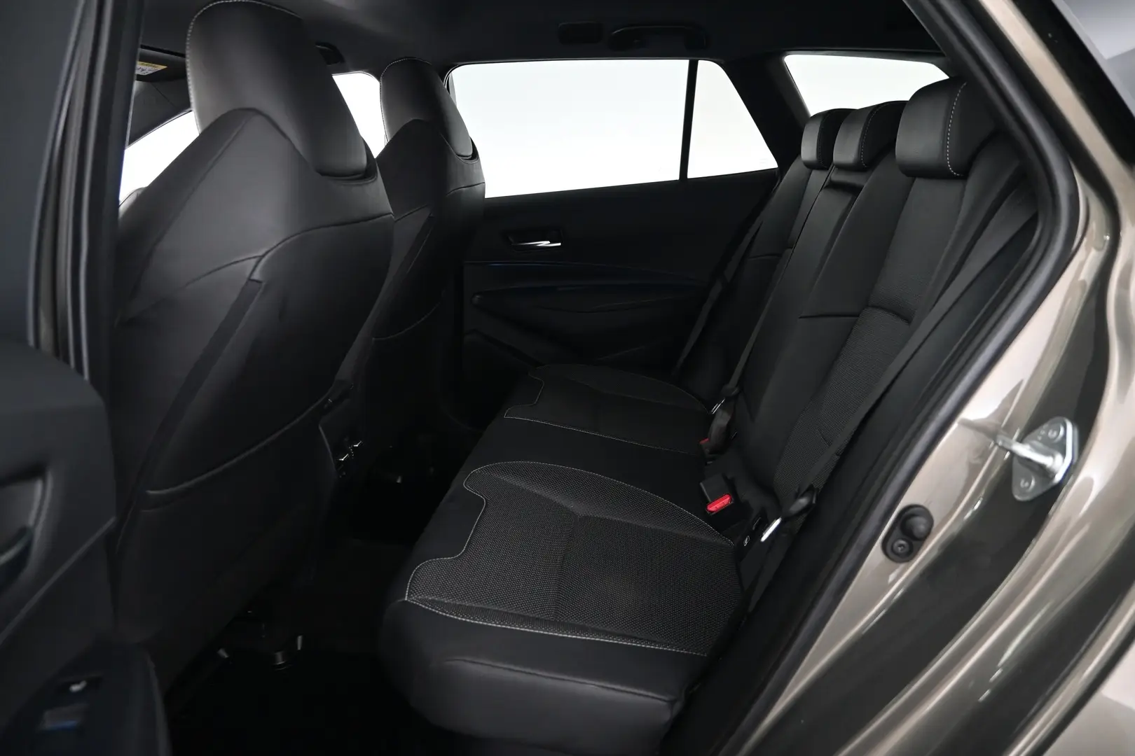 Car Image - 4wD4Pzlj1ii4ke4GQqwYlm