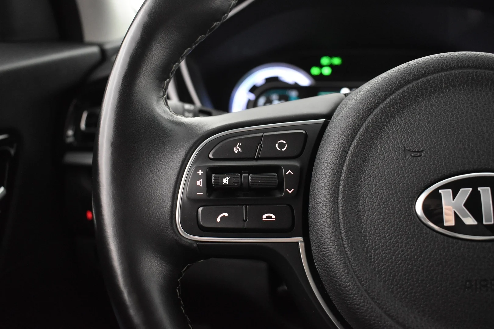 Car Image - 5YMZjEiJimZaSXzHipj6hh