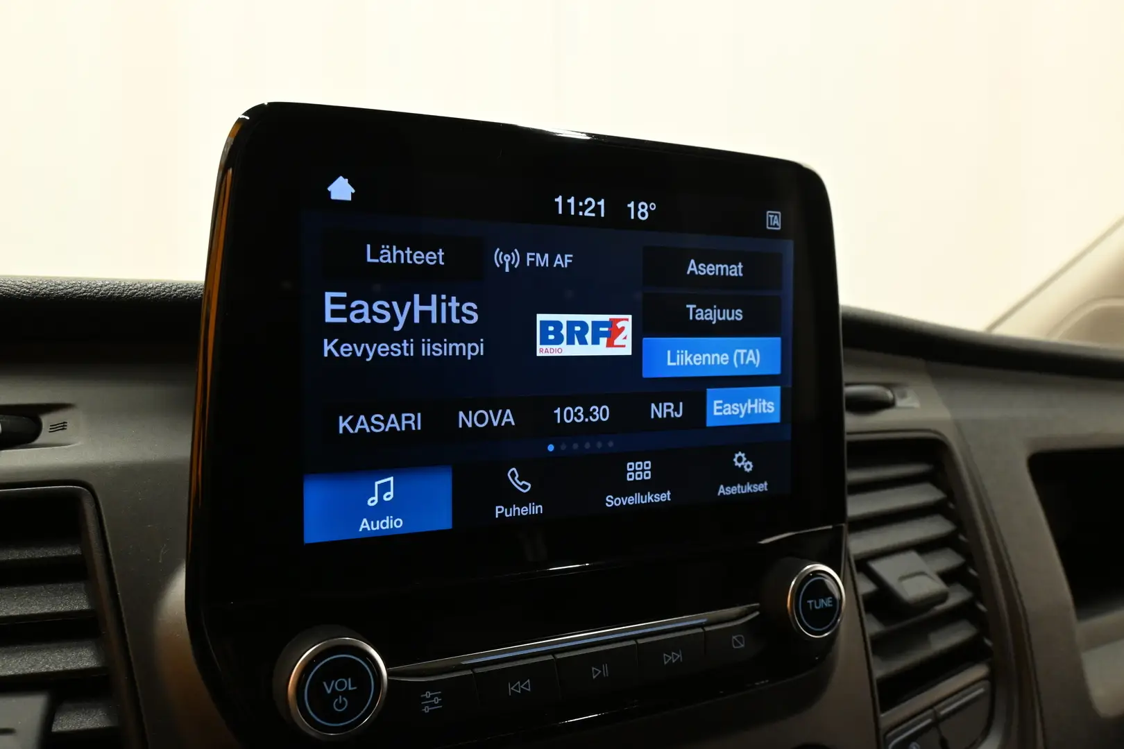 Car Image - kef4Lc9YhY2EetXVHjsLK
