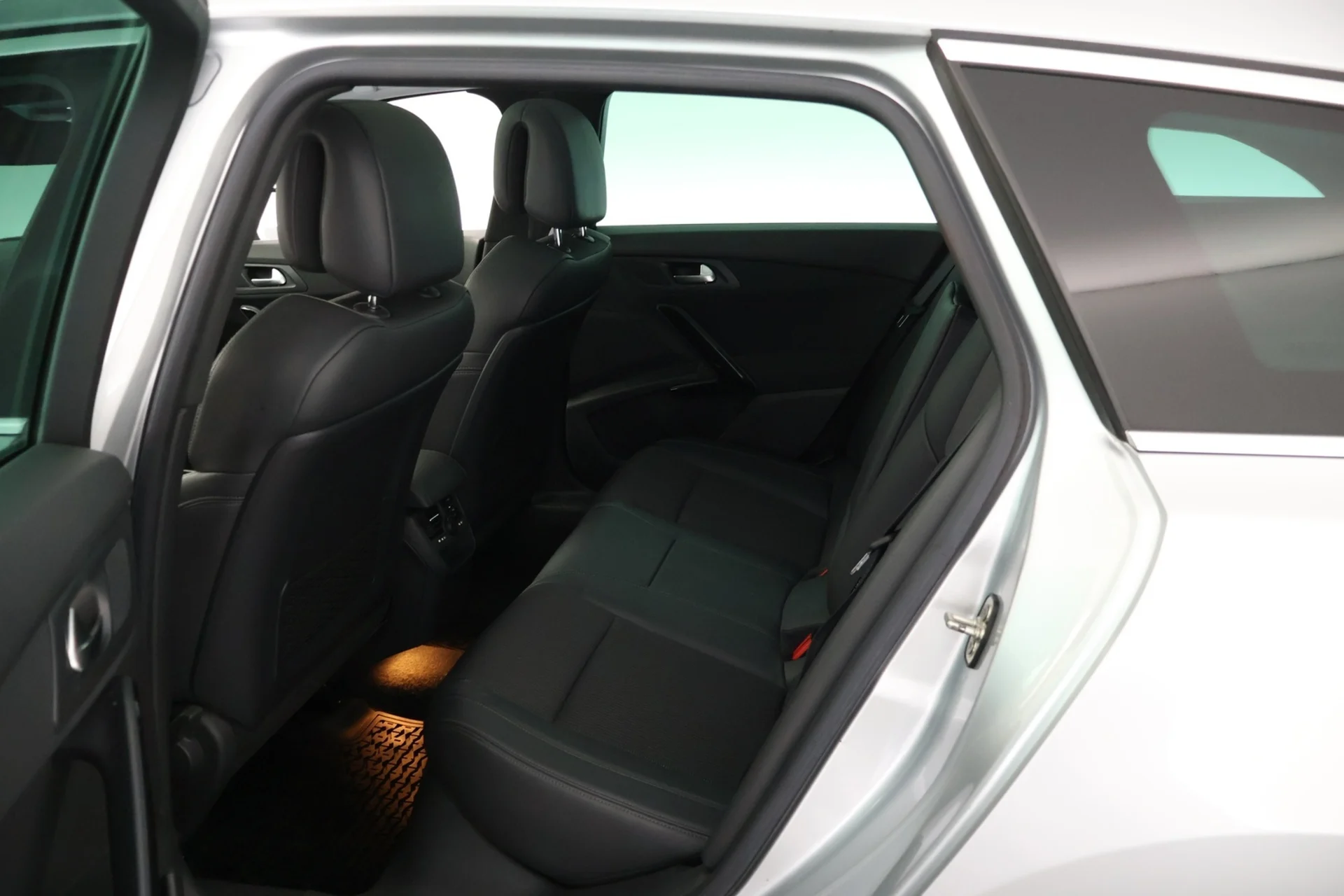 Car Image - 4a85f7zoTQmue0BXsFAYND