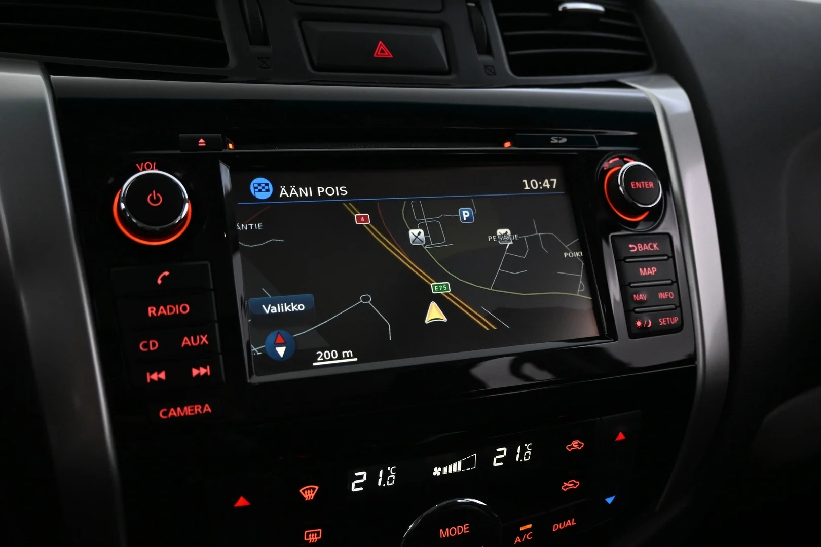 Car Image - 6PgDInTM8KHSBJ18tMQwr9