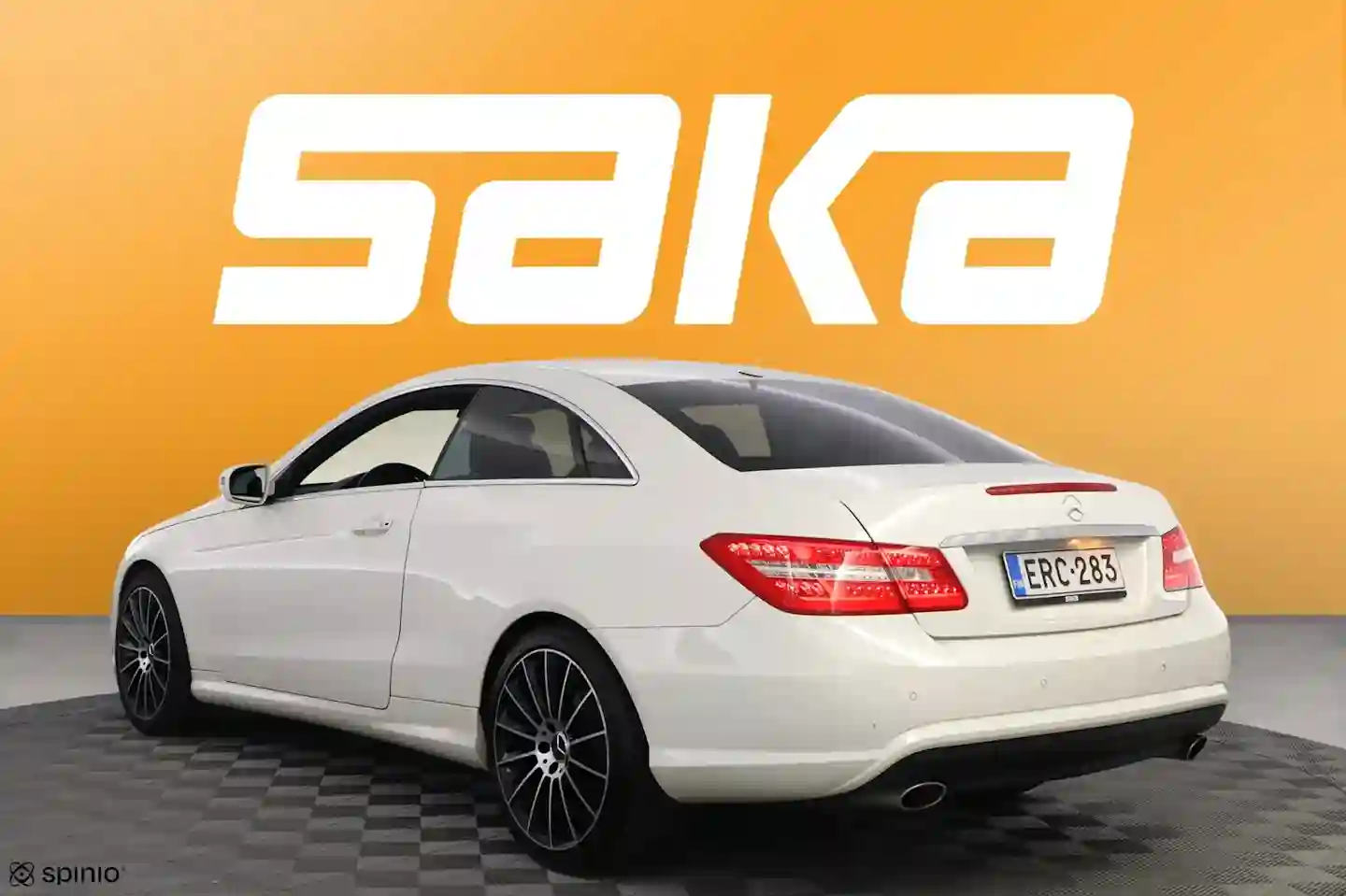 Car Image - eOtrXOnbG3N40wfuXa4ur